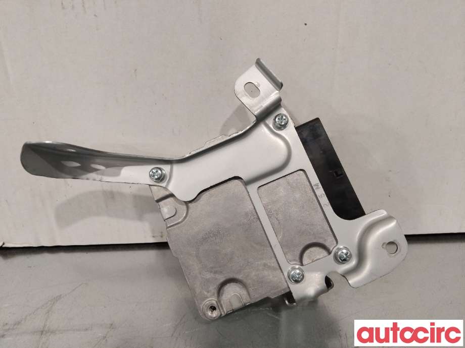 Styreenhet servo til Toyota Yaris 2012-2014 (Type III, Fase 1)  (TOYOTA|896500D331)