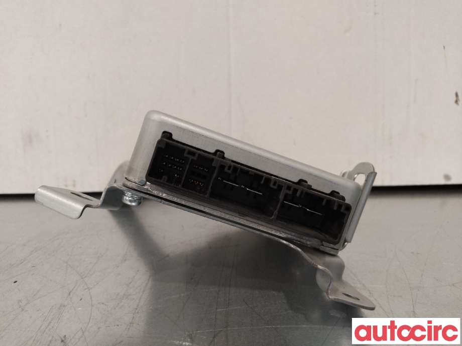 Styreenhet servo til Toyota Yaris 2012-2014 (Type III, Fase 1)  (TOYOTA|896500D331)
