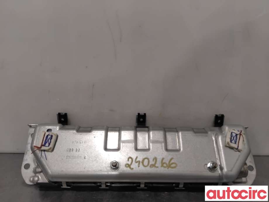 Airbag kne til Volvo C40 Recharge 2021-2024  (VOLVO|31455402|)