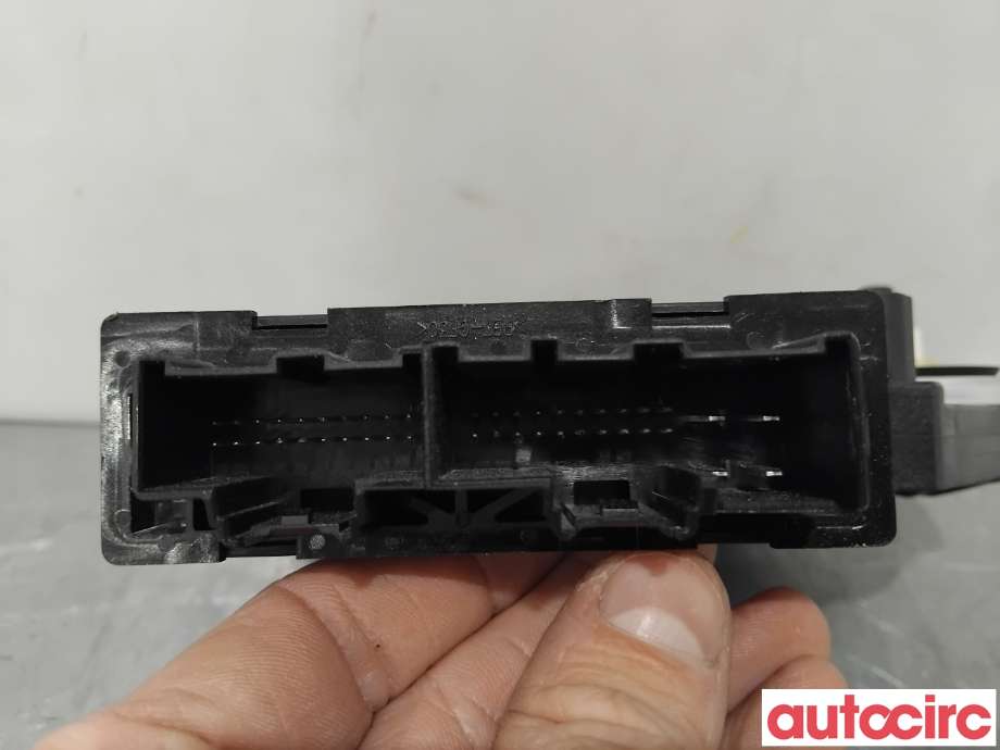 Ruteheis høyre foran til Volvo C40 Recharge 2021-2024  (VOLVO|31349757|966269-103|31674757)