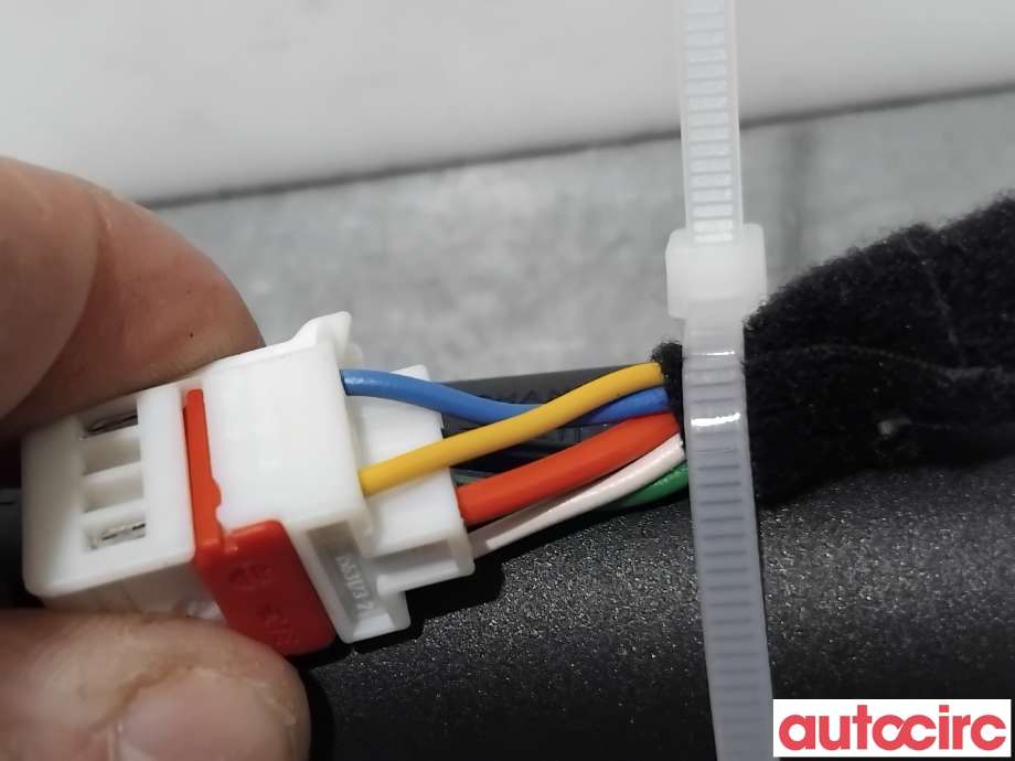 Baklukedemper til Volvo C40 Recharge 2021-2024 (VOLVO|32296757|)