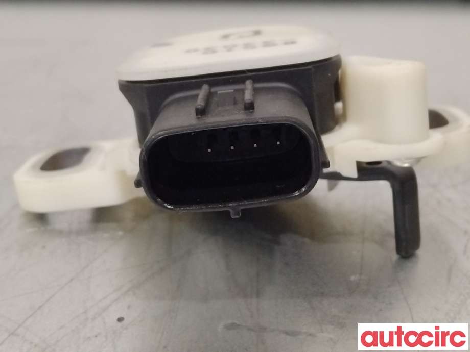 Sensor diverse til Toyota Yaris 2012-2014 (Type III, Fase 1)  (TOYOTA|8951033030||89510-33030)