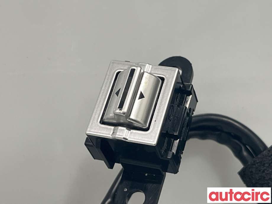 Bryter diverse til Mazda CX-3 2015-2022  (MAZDA|DA6D-64-350C)