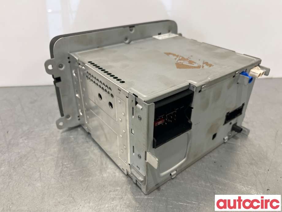 Bilstereo navigasjon til Škoda Superb 2008-2015 (Type II)  (SKODA|3T0035192K|RNS315|3T0035197D)