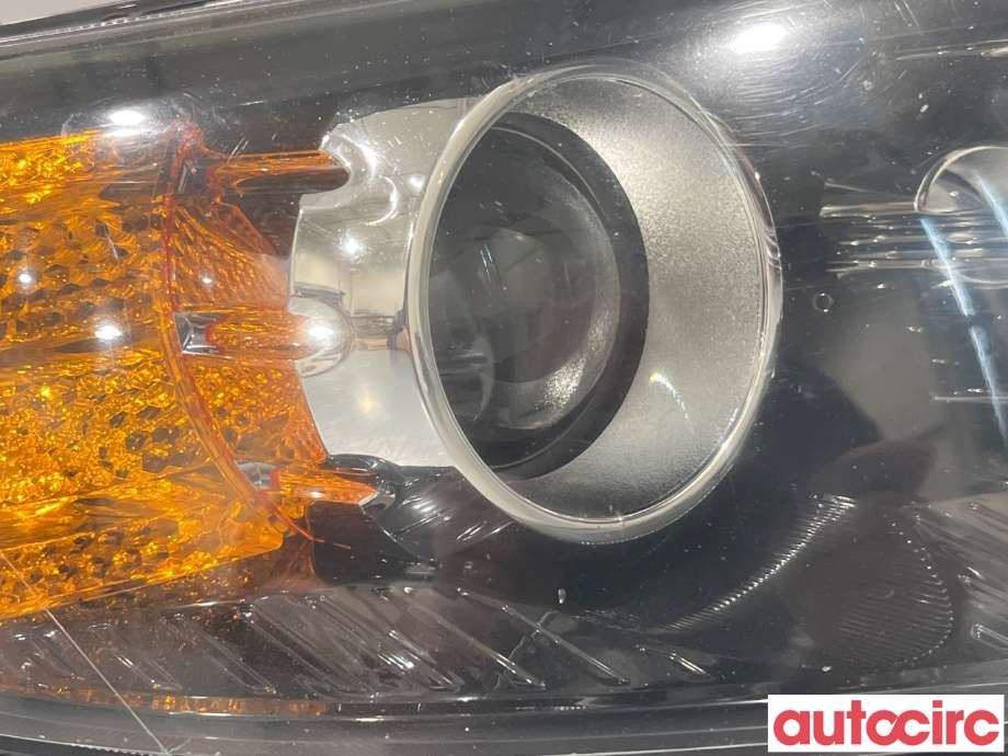Frontlykt høyre halogen til Kia Sorento 2011-2015 Type II  (KIA|921022P140)