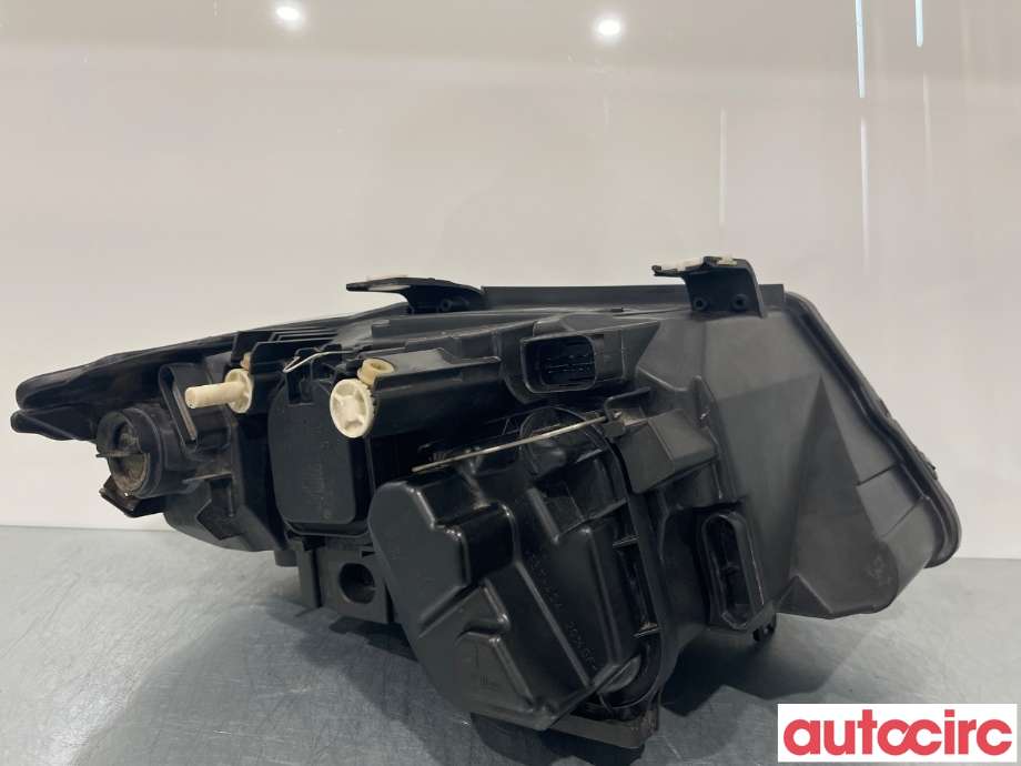 Frontlykt venstre halogen til BMW 3-Serie 2005-2011 (E90/E91/E92/E93) (E90/E91/E92/E93) (BMW|63117202573)
