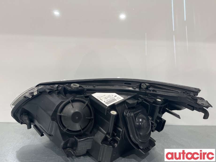Frontlykt høyre halogen til BMW 5-Serie 2003-2010 (E60/E61) (E60/E61) (BMW|63127177728)