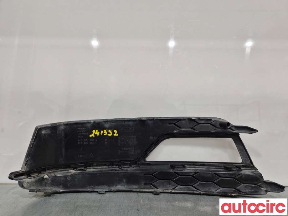 Grill høyre til Audi A5 2007-2016 (Type I) (AUDI|8T0807682K|)