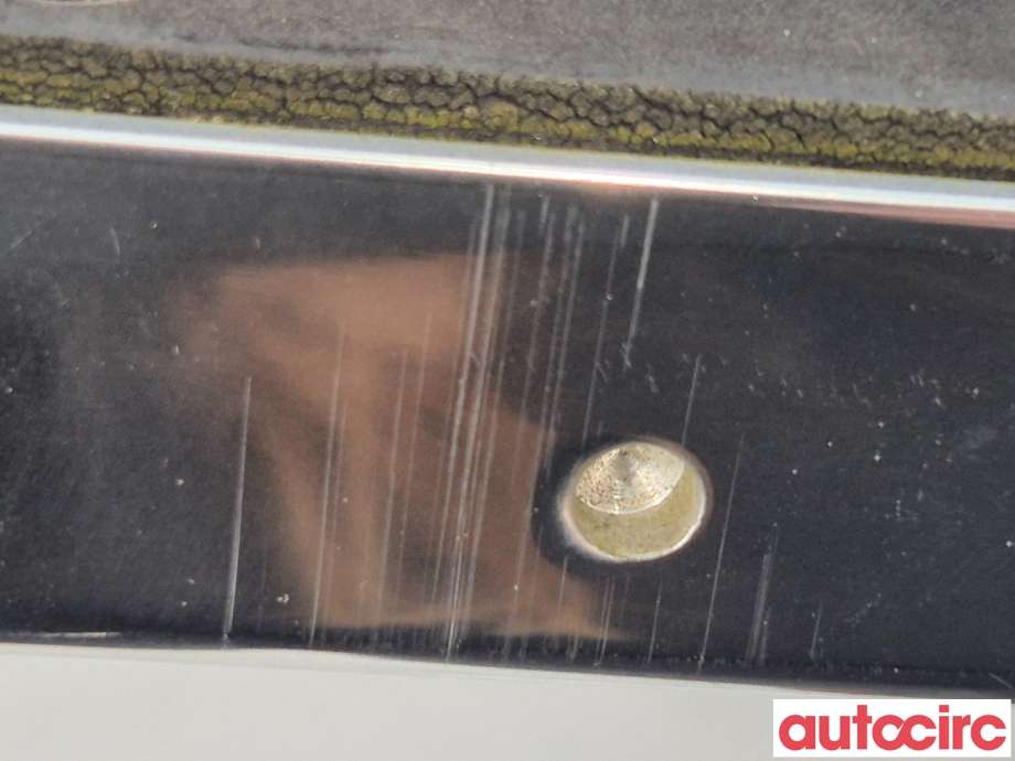 Takrails til Audi Q5 2008-2012 (Type I, Fase 1) (AUDI|8R0860022J|)