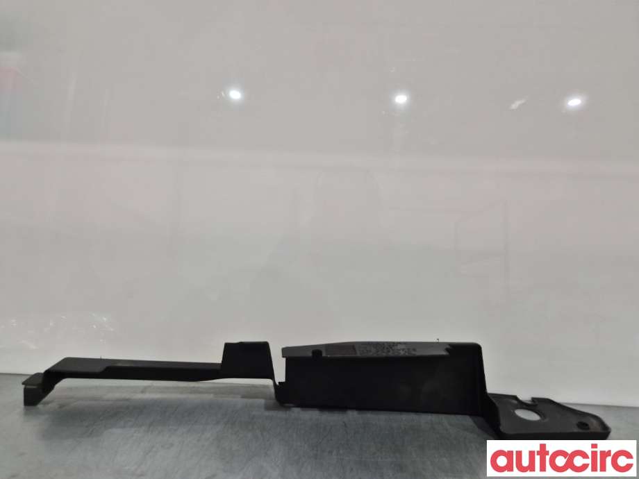 Diverse deler til Volvo C40 Recharge 2021-2024  (VOLVO|32244536|)