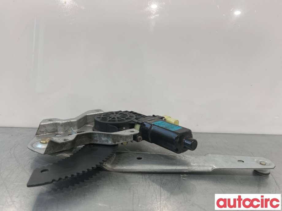 Ruteheis venstre bak til Hyundai Getz 2002-2009 (HYUNDAI|834011C000|)