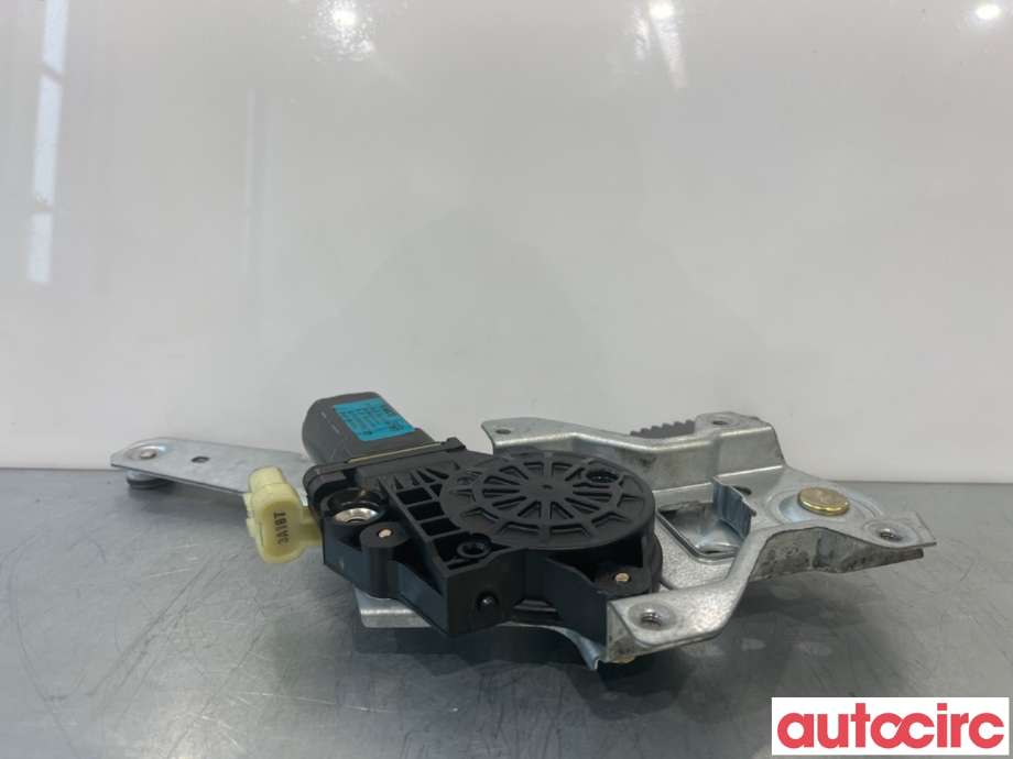Ruteheis venstre bak til Hyundai Getz 2002-2009 (HYUNDAI|834011C000|)