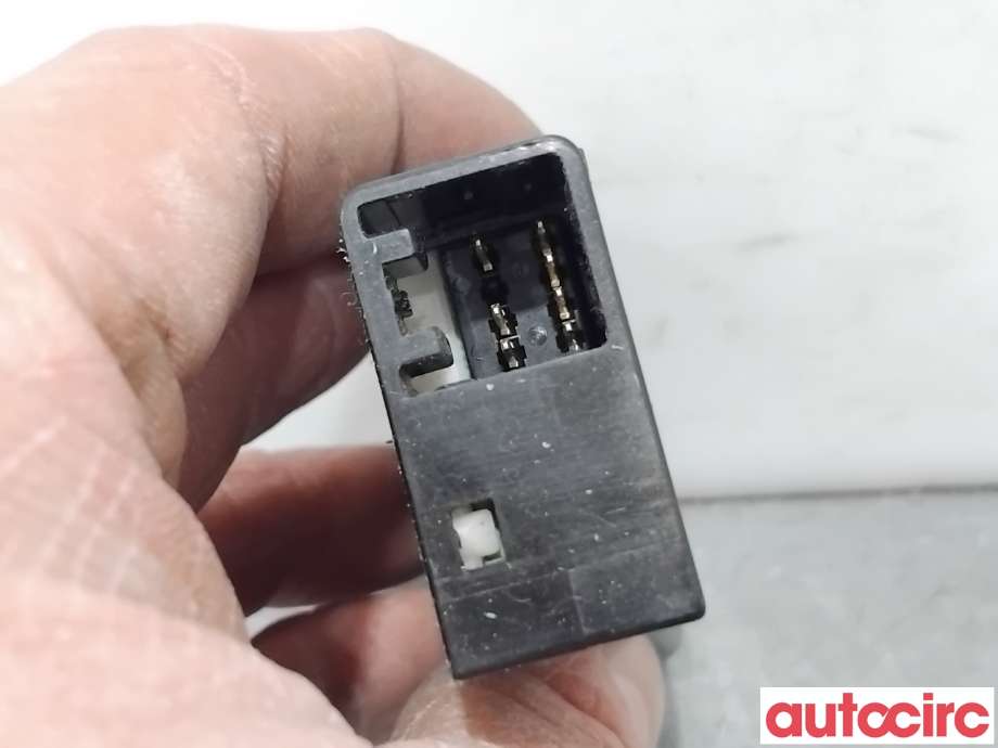 Bryter diverse til Toyota Hilux 2012-2016 (TOYOTA|872900K050|)