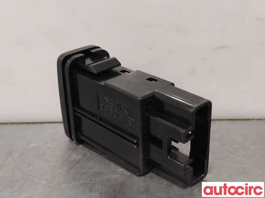 Bryter setevarme til Toyota Hilux 2012-2016  (TOYOTA|8475158010|)
