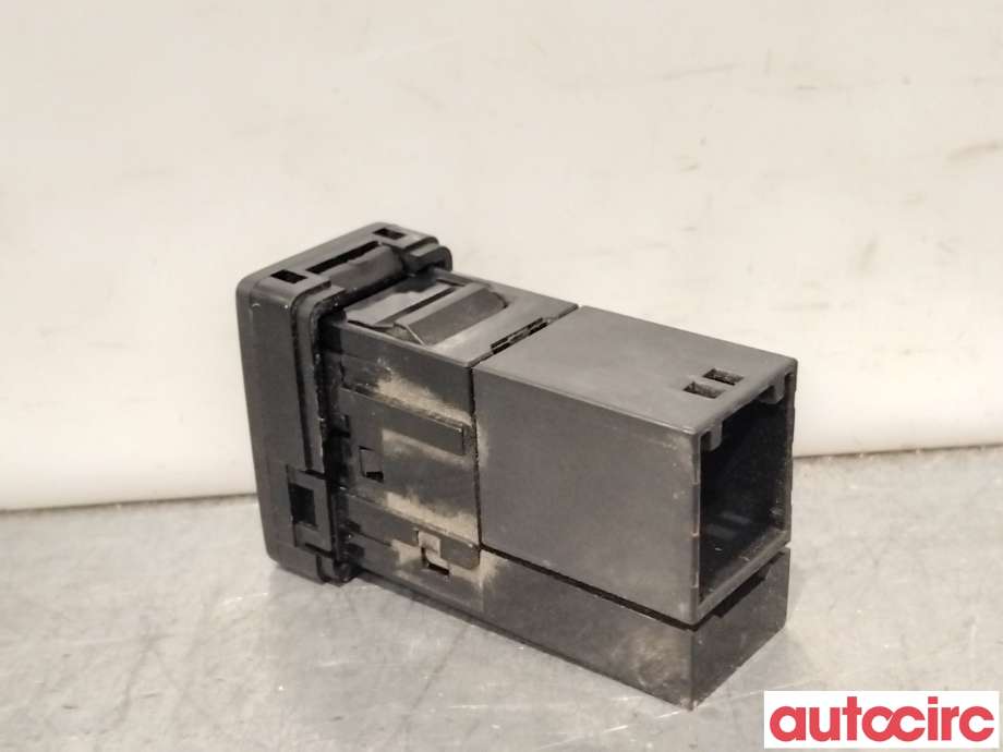 Diverse deler til Toyota Hilux 2012-2016  (TOYOTA|861900K010||86190-0K010)