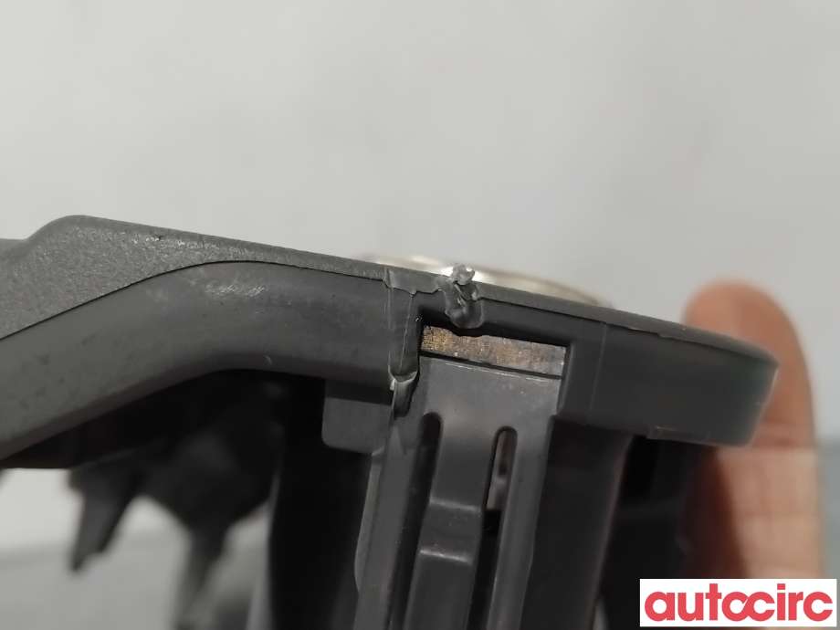 Diverse deler til Toyota Hilux 2012-2016  (TOYOTA|554490K070B0||55449-0K070)