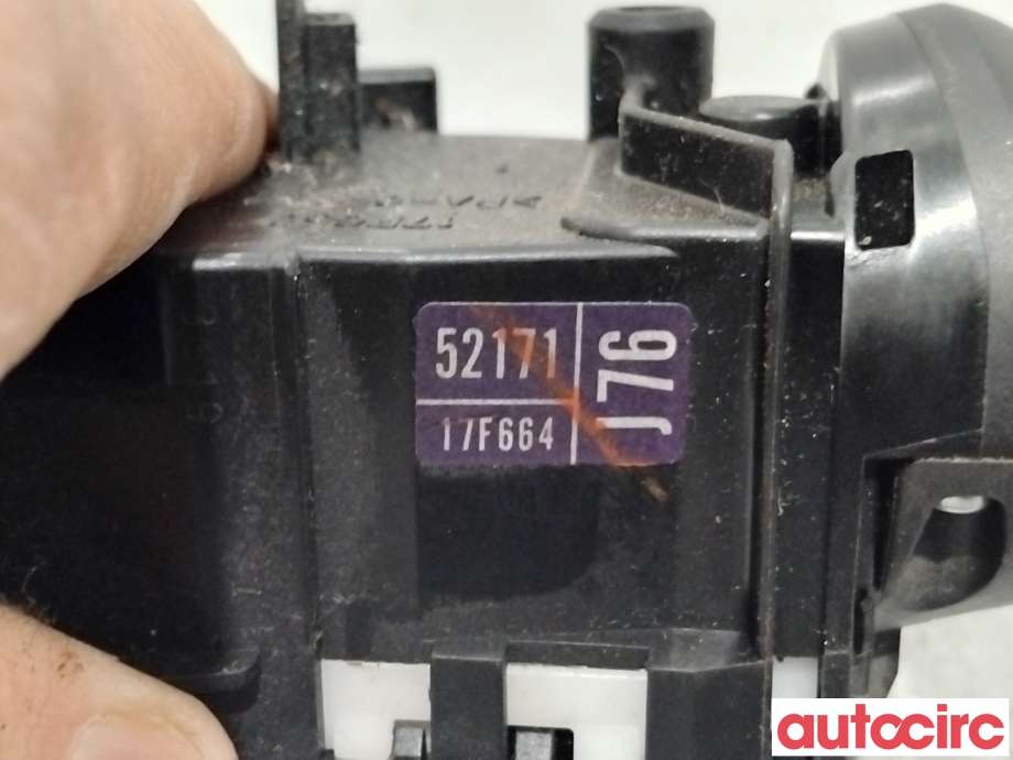 Bryter blink til Toyota Hilux 2012-2016  (TOYOTA|8414052171||52171)