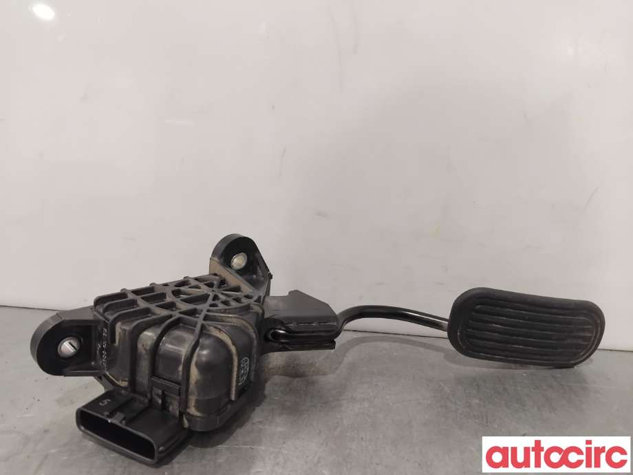 Pedal gass til Toyota Hilux 2012-2016  (TOYOTA|781200K010|VN198800-3140|78120-0K010)