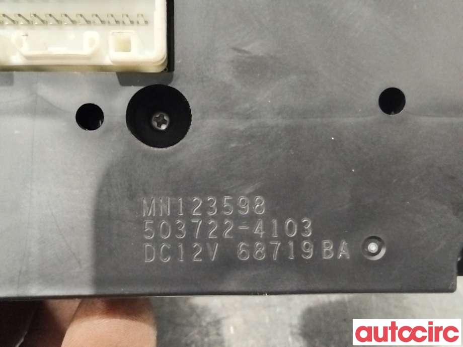 Varmeapparat betjening til Mitsubishi L200 2006-2015 (Type IV) (MITSUBISHI|MN123598|503722-4103)