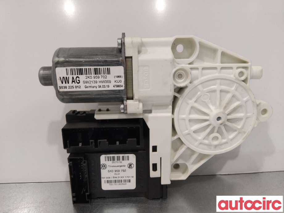 Ruteheis høyre foran til VW Caddy 2015-2020 (Type III, Fase 3)  (VOLKSWAGEN|2K5959702A|)