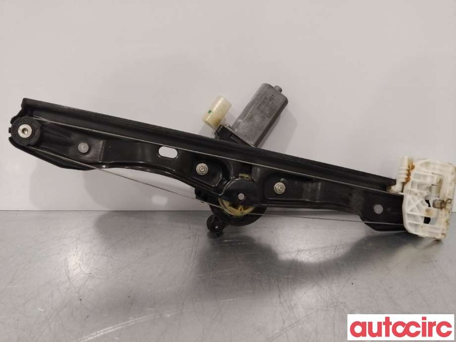 Ruteheis høyre bak til BMW 3-Serie 2012-2018 (F30/F31/F34) (F30/F31/F34) (BMW|67627341564|)