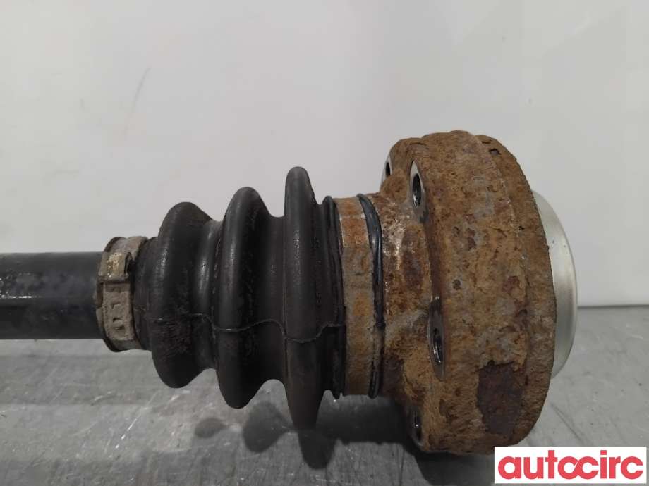 Drivaksel høyre bak til BMW 1-Serie 2004-2011 (E81/E82/E87/E88) (E81/E82/E87/E88) (BMW|33217523960||7523959)