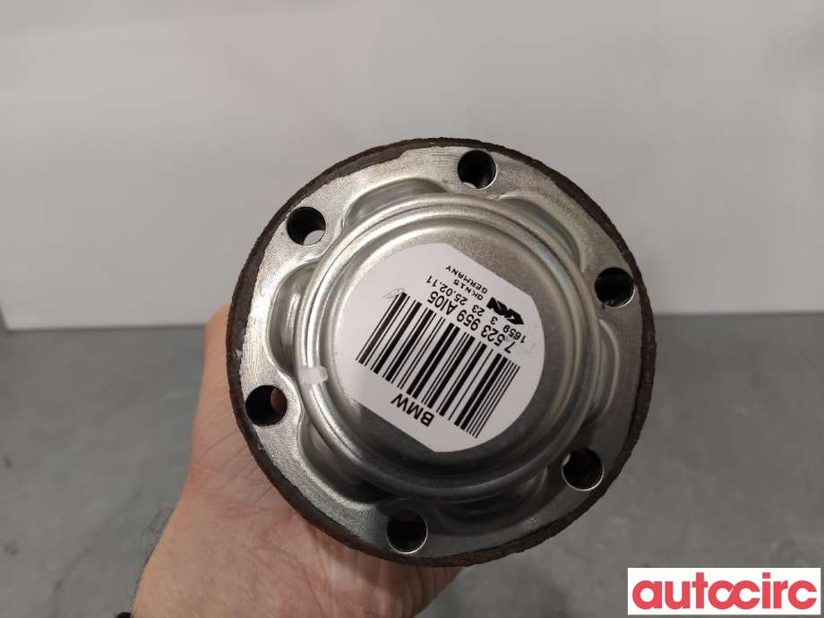 Drivaksel høyre bak til BMW 1-Serie 2004-2011 (E81/E82/E87/E88) (E81/E82/E87/E88) (BMW|33217523960||7523959)