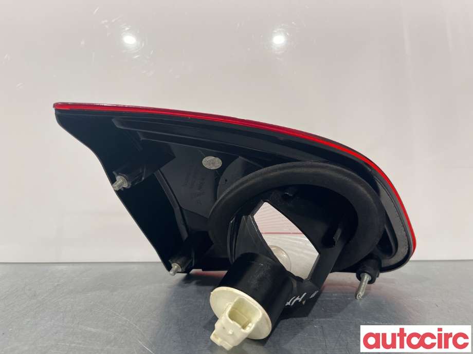 Baklykt høyre indre til Nissan Qashqai 2010-2014 (Type I, Fase 2)  (NISSAN|26554BR01A)