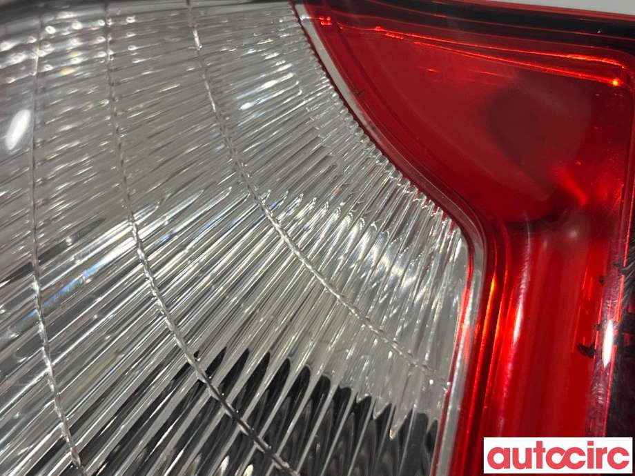Baklykt høyre indre til Nissan Qashqai 2010-2014 (Type I, Fase 2)  (NISSAN|26554BR01A)