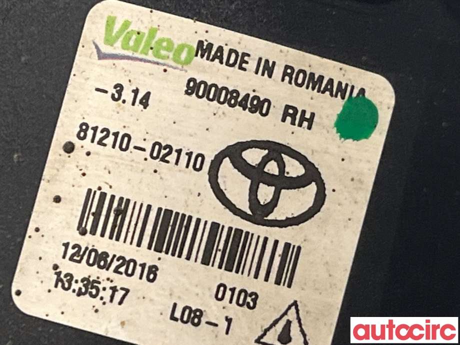 Tåkelykt høyre foran til Toyota Auris 2015-2019 (Type II, Fase 2)  (TOYOTA|8121002110)