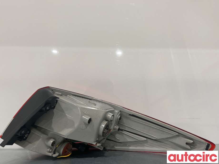Baklykt venstre til Hyundai Ix35 2010-2015  (HYUNDAI|924102Y000)