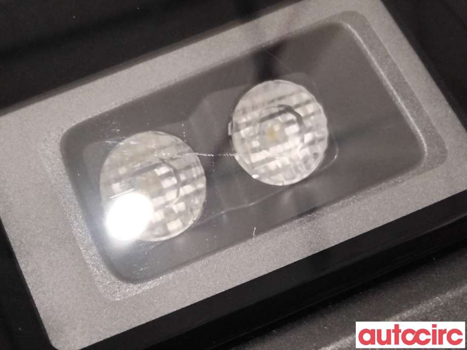 Taklyspanel til VW ID.4 2020-->> (VOLKSWAGEN|5H0959569C|10533392-04)