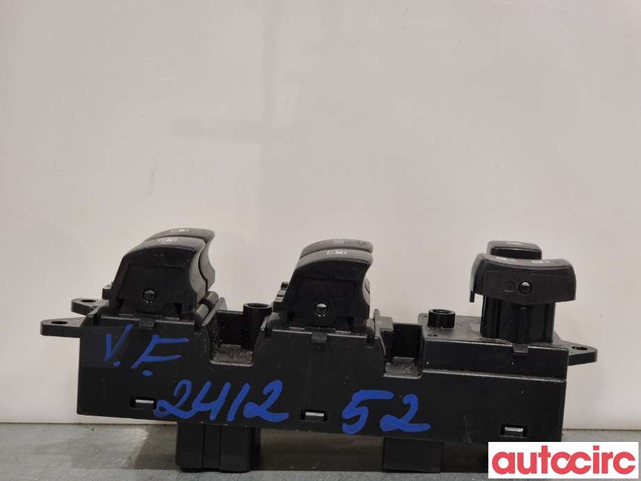 Bryter ruteheis til Mitsubishi Outlander 2015-->> (Type III, Fase 2)  (MITSUBISHI|8608A347|)