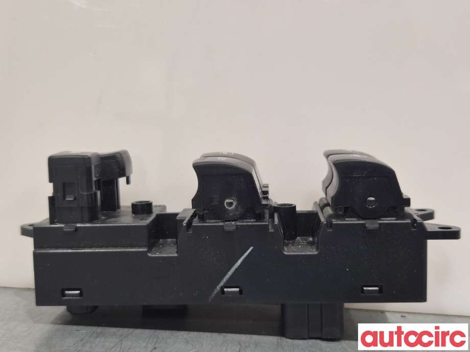 Bryter ruteheis til Mitsubishi Outlander 2015-->> (Type III, Fase 2)  (MITSUBISHI|8608A347|)