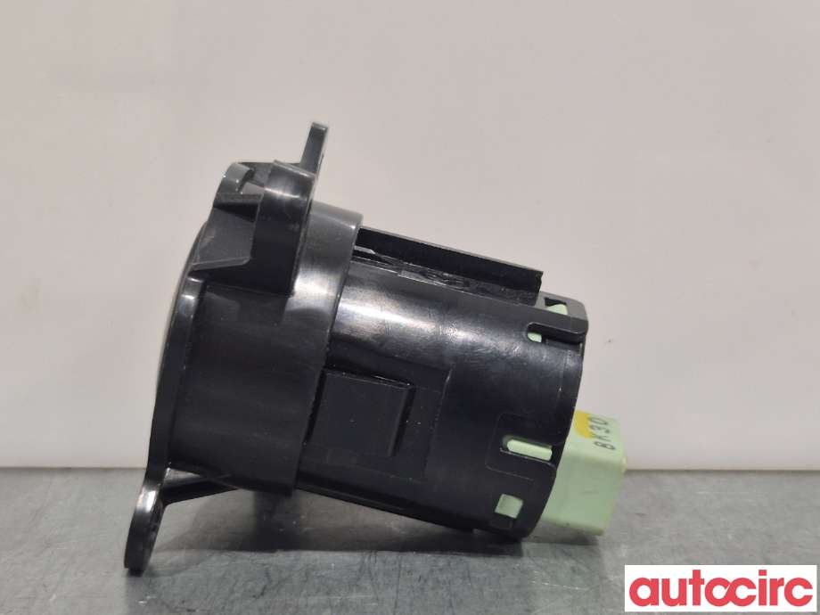 Bryter start/stopp til Mazda CX-5 2017-->> (Type II) (MAZDA|K123663S0|)