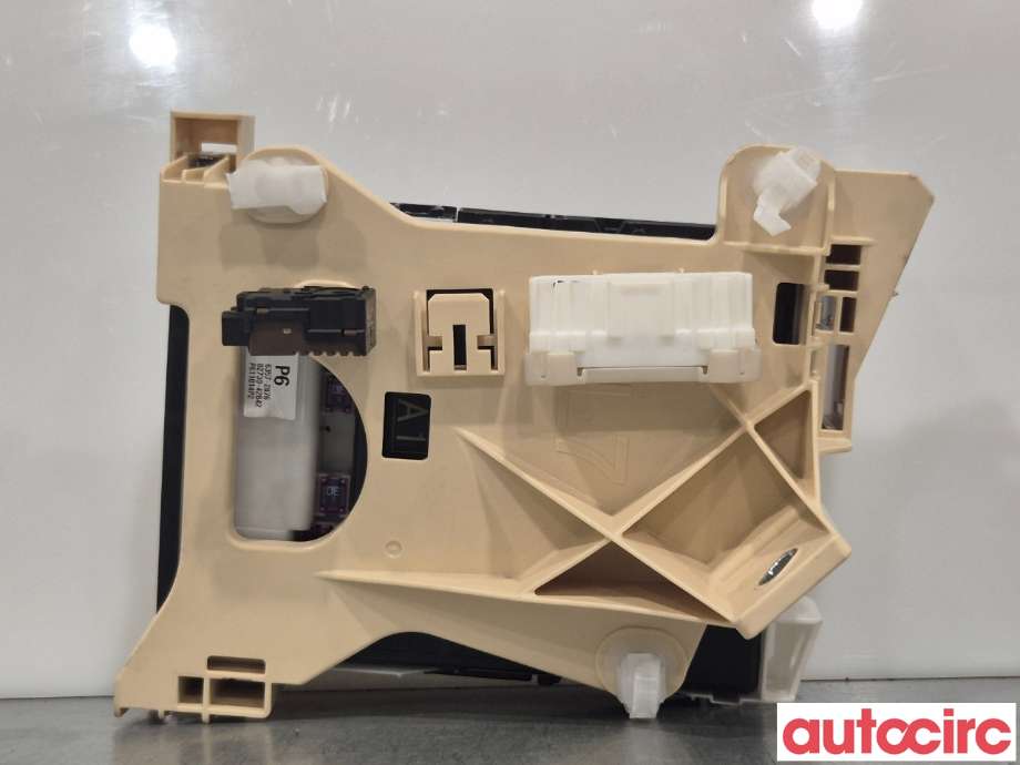 Sikringsboks til Toyota RAV4 2019-->> (Type V)  (TOYOTA|8273042842|6357-2876|82730-42842)