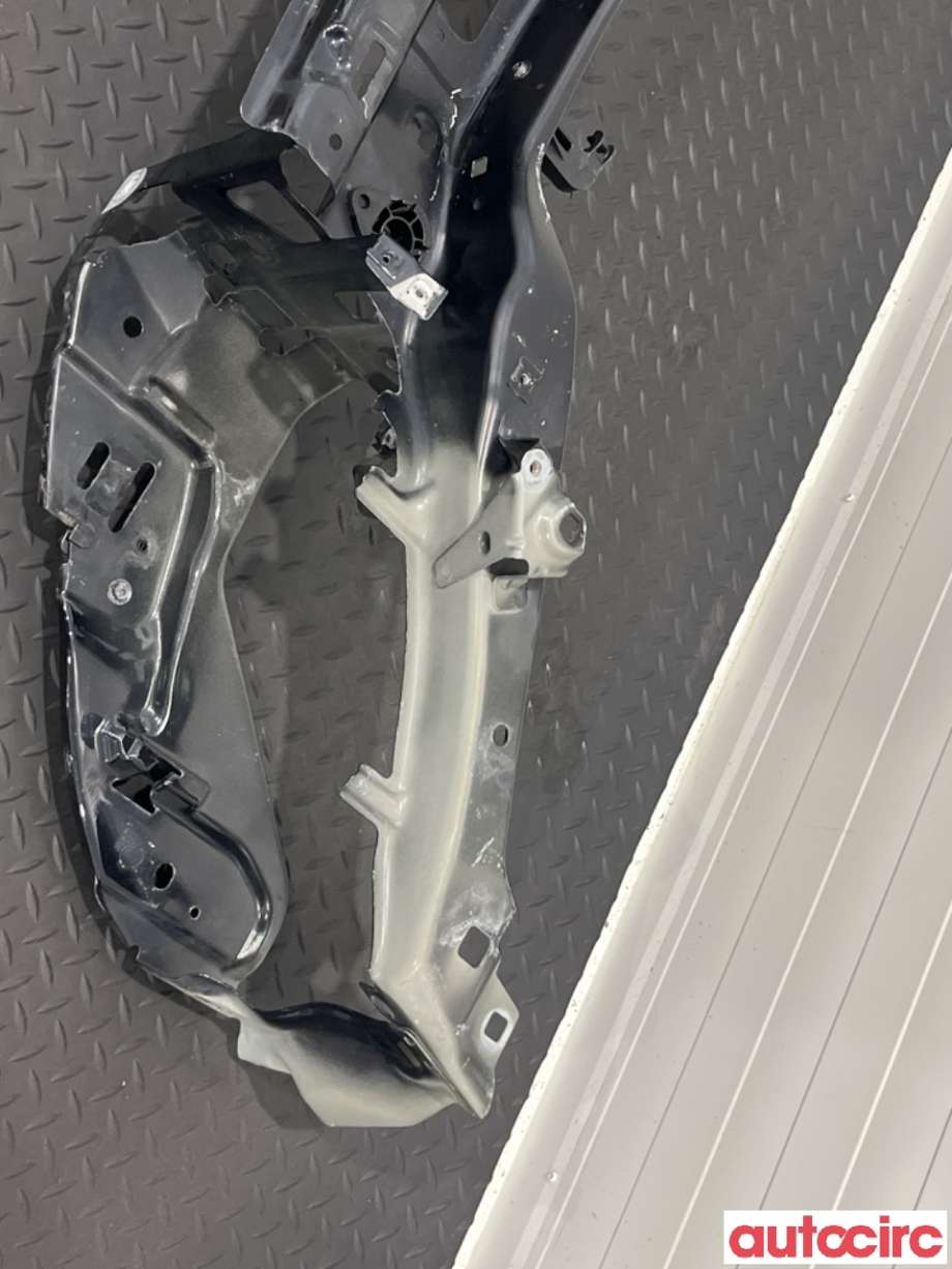 Frontplate øvre til Volvo V50 2007-2012 (Fase 2)  (VOLVO|31335263|)
