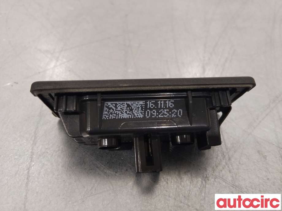 Skiltlys til VW Transporter / Caravelle 2015-2019 (T6) (T6) (VOLKSWAGEN|3AF943021A|)