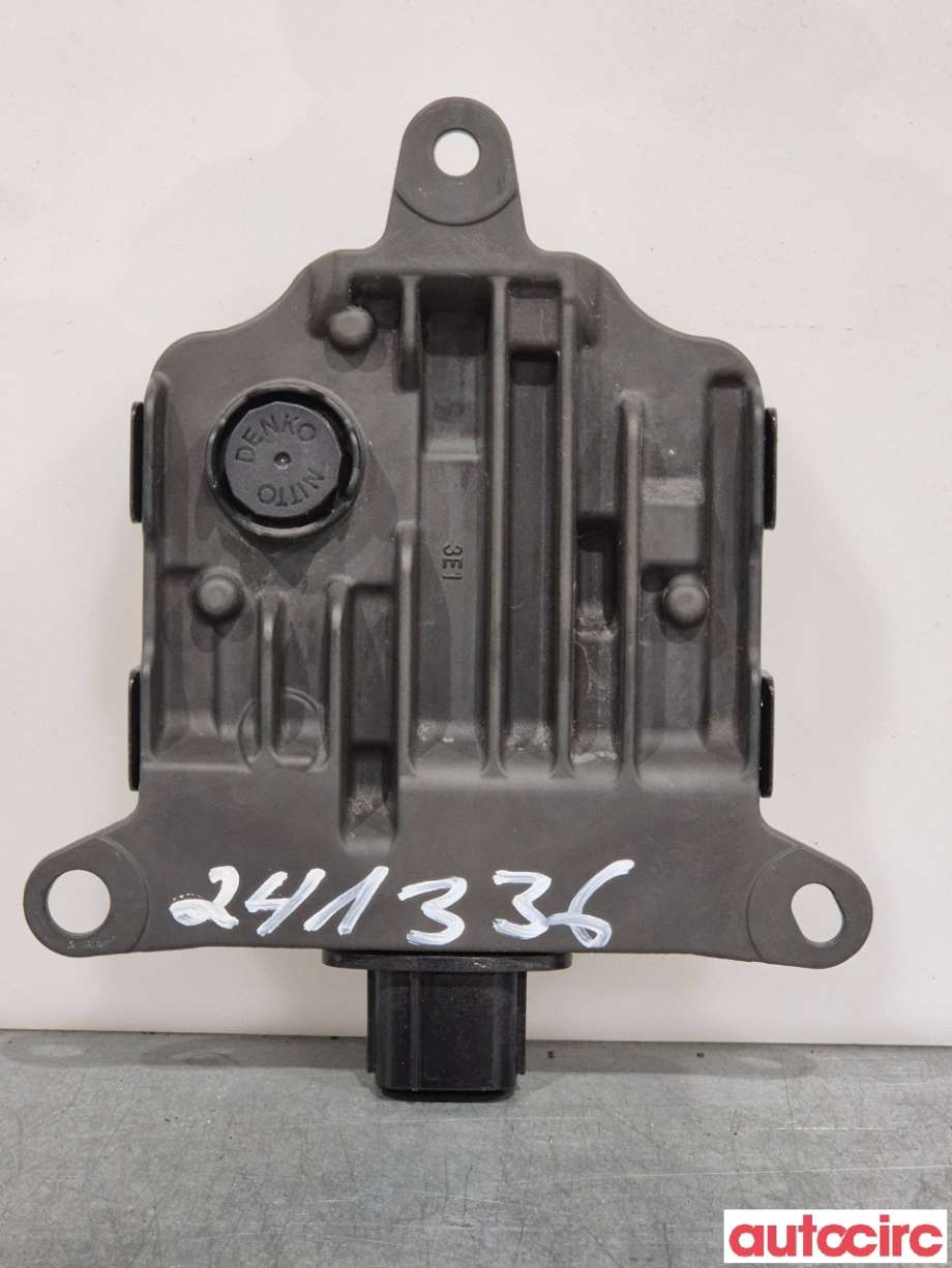Sensor radar til Toyota RAV4 2019-->> (Type V)  (TOYOTA|8816242061|)