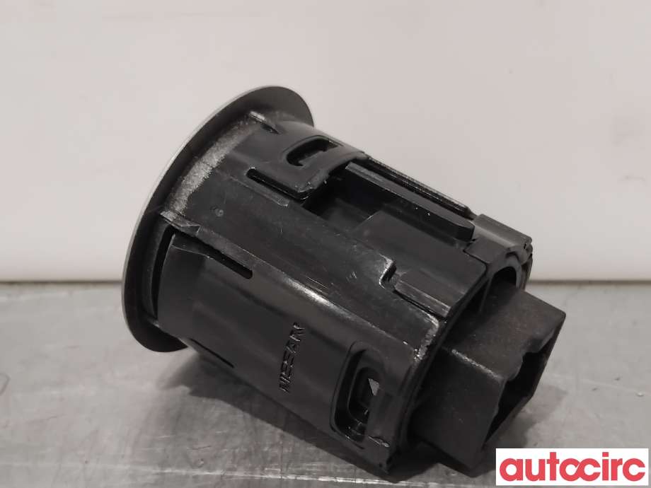 Bryter start/stopp til Nissan Navara 2016-->> (D23) (D23) (NISSAN|251501HA2A|)