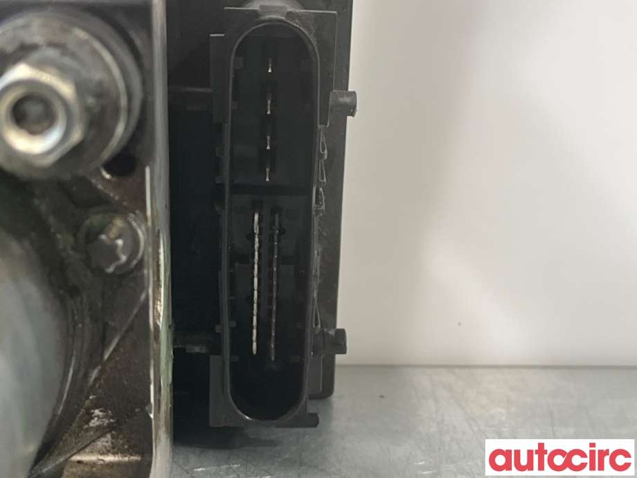 ABS sentral til Subaru Forester 2005-2008 (Type II, Fase 2)  (SUBARU|27594SA071||27594SA070)