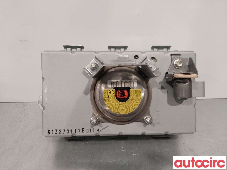 Airbag passasjer til Toyota Hilux 2016-2020  (TOYOTA|739600K050|)