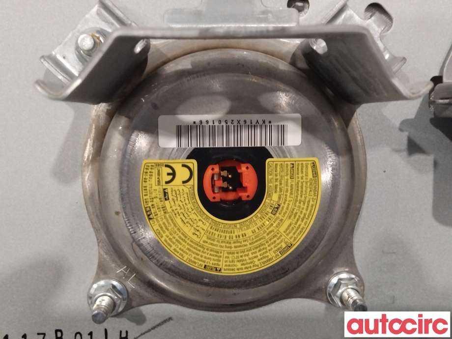 Airbag passasjer til Toyota Hilux 2016-2020  (TOYOTA|739600K050|)