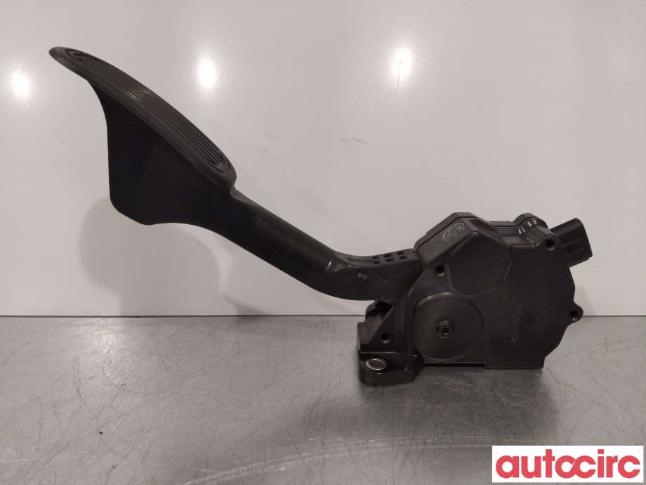 Pedal gass til Toyota Hilux 2016-2020  (TOYOTA|781100K030|)