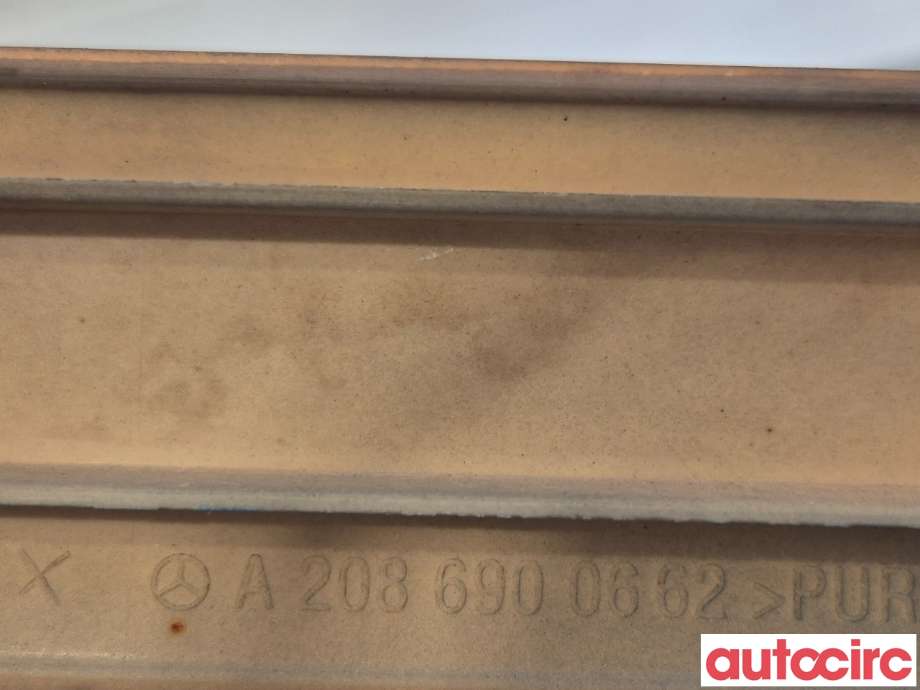 Diverse deler til Mercedes CLK 1997-2002 (C208) (C208) (MERCEDES|A2086900662|)