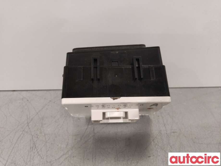 Bryter diverse til Toyota Hilux 2016-2020  (TOYOTA|839500K030|)