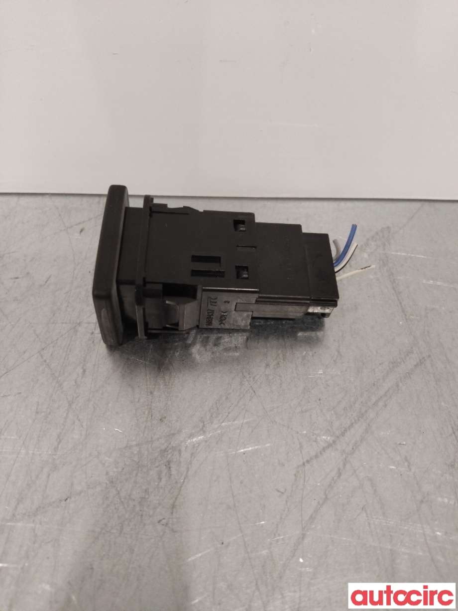 Bryter Antispinn til Toyota Hilux 2016-2020  (TOYOTA|849880K010|)