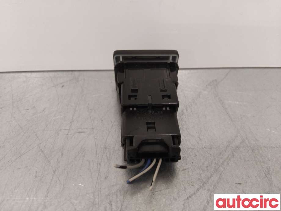 Bryter Antispinn til Toyota Hilux 2016-2020  (TOYOTA|849880K010|)
