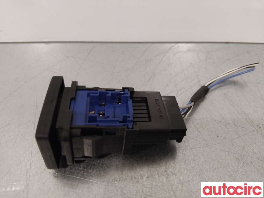 Bryter diverse til Toyota Hilux 2016-2020  (TOYOTA|849780K020|)