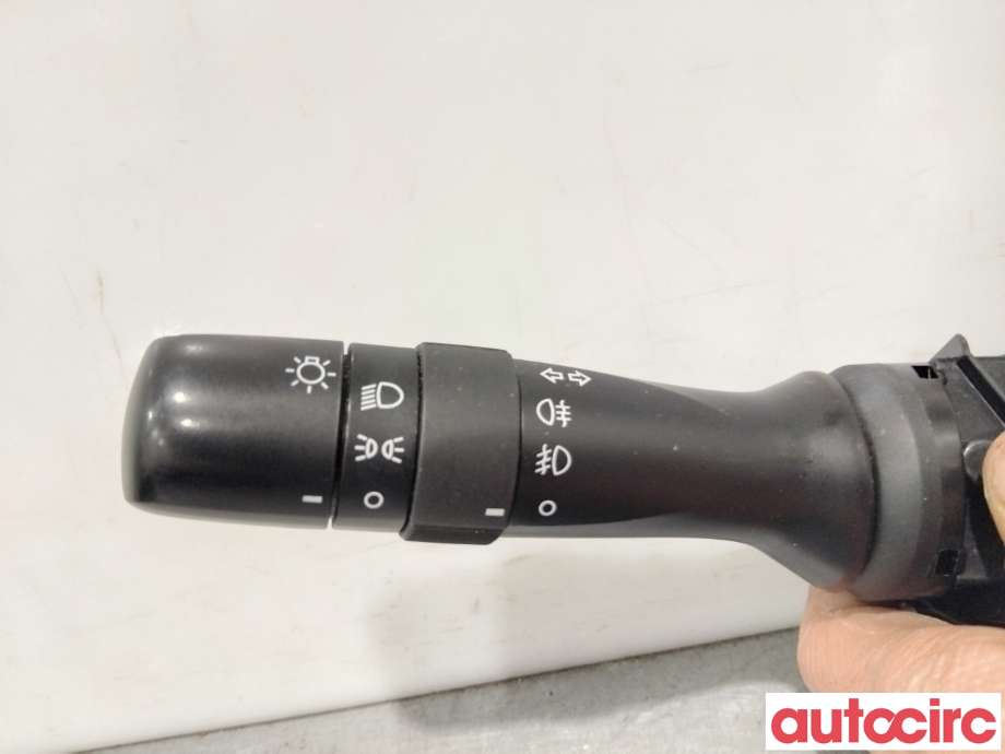 Bryter blink til Toyota Urban Cruiser 2009-2014  (TOYOTA|8414052171||52171)